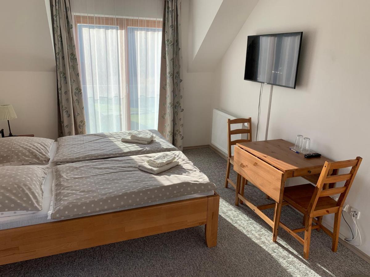 Kasperky 440 Apartman Kasperske Hory Kültér fotó