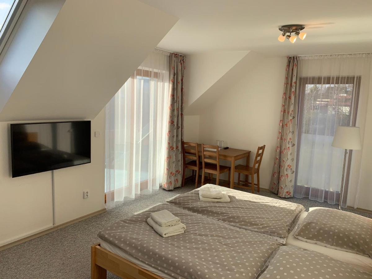 Kasperky 440 Apartman Kasperske Hory Kültér fotó